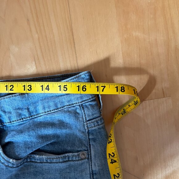 Universal Thread Vintage Straight Jean (16/33R) - Picture 10 of 12